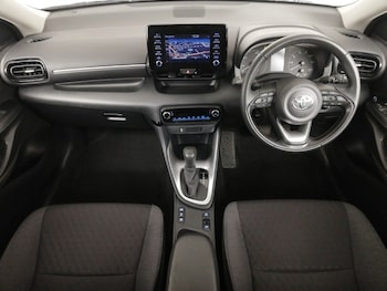 Used Toyota Yaris 2023 for sale - 77466580: Photo