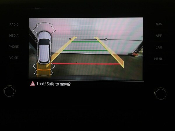 Used Skoda Karoq 2024 for sale - 76269274: Photo 11