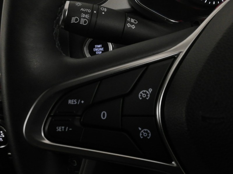 Used Renault Captur 2020 for sale - 77366737: Photo 17