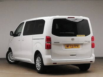 Used Toyota PROACE CITY Verso 2022 for sale - 77767353: Photo