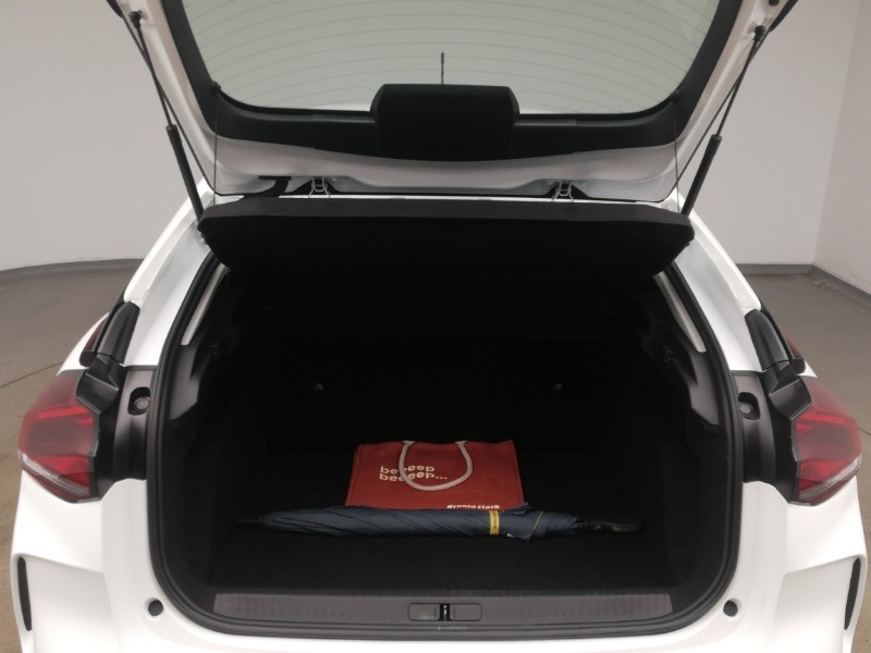 Used Citroen C4 2023 for sale - 76052130: Photo 8