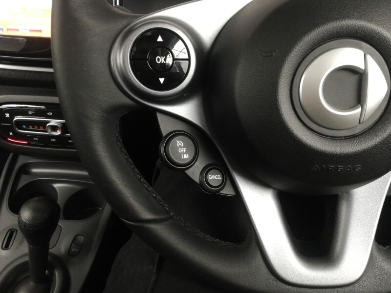 Used smart fortwo 2019 for sale - 77299465: Photo 9