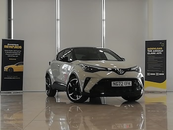 Used Toyota C-HR 2023 for sale - 78460711: Photo