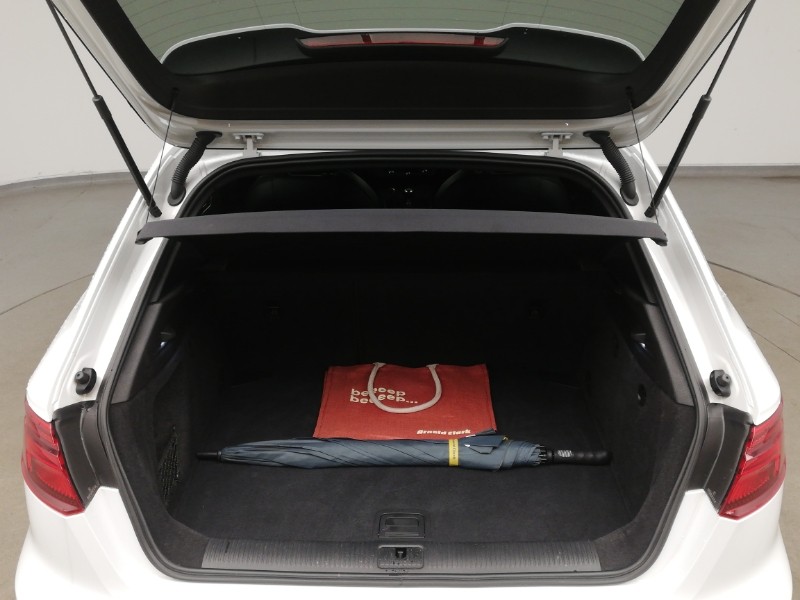 Used Audi A3 2018 for sale - 76613991: Photo 8