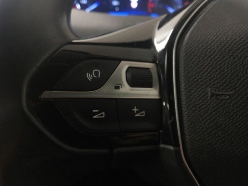 Used Peugeot 3008 2018 for sale - 77273212: Photo 17