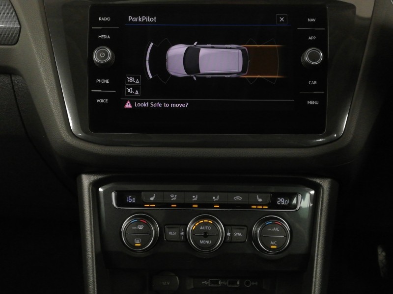 Used Volkswagen Tiguan 2018 for sale - 76450915: Photo 11