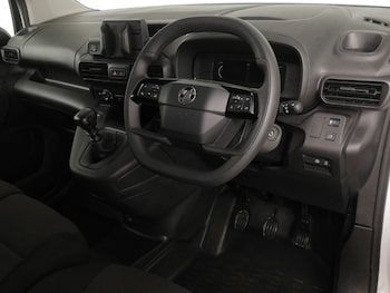 Used Vauxhall Combo 2024 for sale - 76365466: Photo