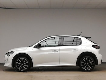 Used Peugeot 208 2022 for sale - 77595937: Photo