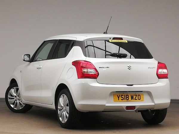 Used Suzuki Swift 2018 for sale - 76213523: Photo 3