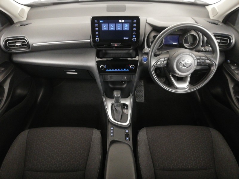 Used Toyota Yaris Cross 2022 for sale - 77209524: Photo 2