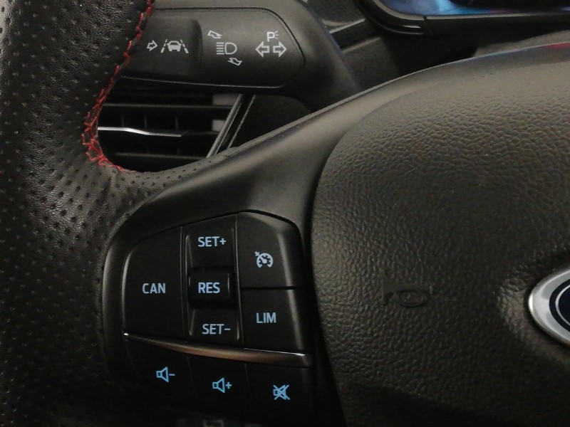 Used Ford Focus 2023 for sale - 77544112: Photo 18