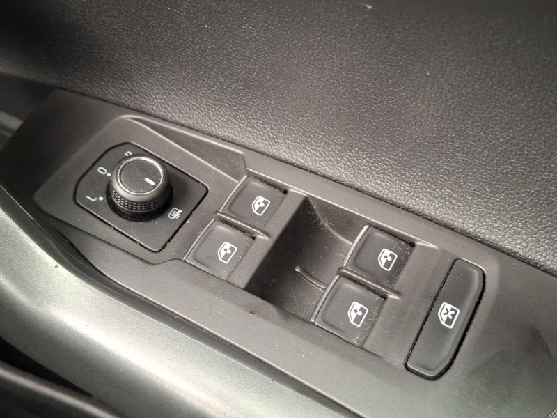 Used Volkswagen Polo 2018 for sale - 76465170: Photo 14