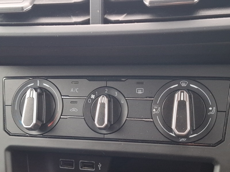 Used Volkswagen Polo 2018 for sale - 76465170: Photo 16