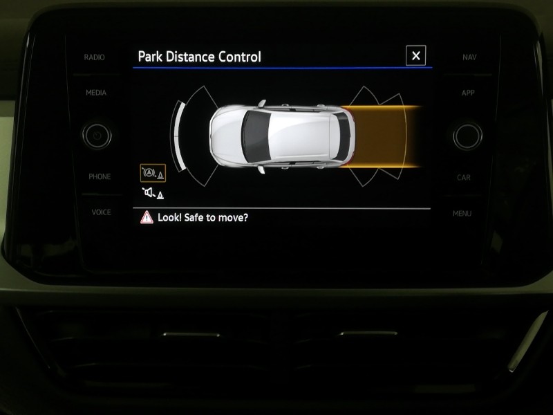 Used Volkswagen T-Roc 2023 for sale - 77689639: Photo 11