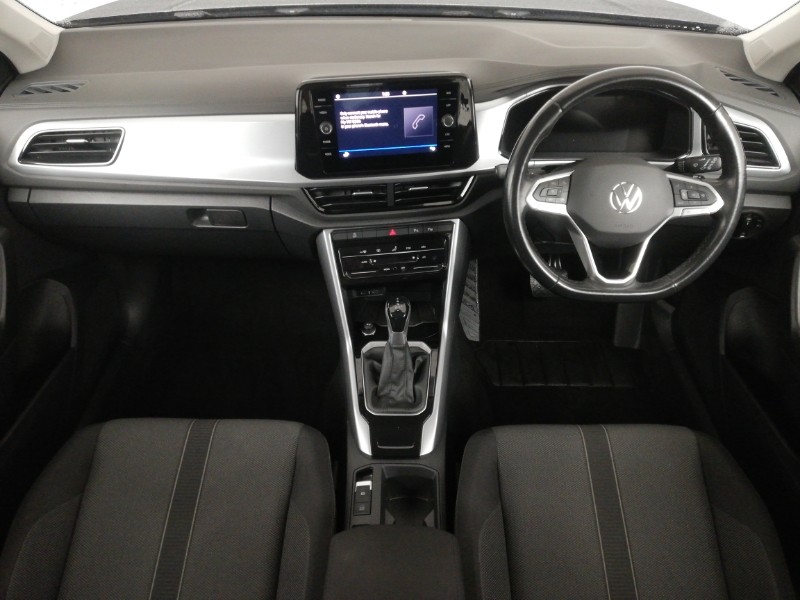 Used Volkswagen T-Roc 2023 for sale - 77689639: Photo 2