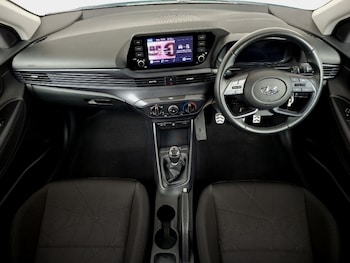 Used Hyundai BAYON 2024 for sale - 79175808: Photo
