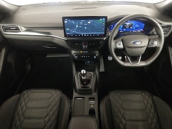 Used Ford Focus 2022 for sale - 76195273: Photo 2
