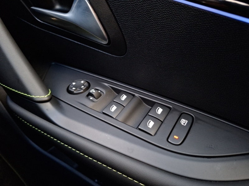 Used Peugeot 208 2025 for sale - 76889399: Photo 17