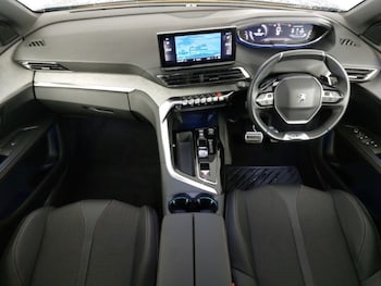 Used Peugeot 5008 2023 for sale - 78511336: Photo