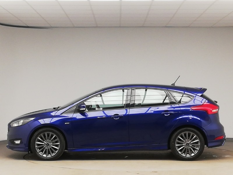 Used Ford Focus 2018 for sale - 78023795: Photo 4