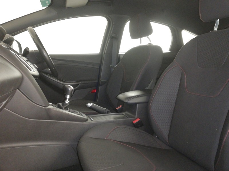 Used Ford Focus 2018 for sale - 78023795: Photo 5