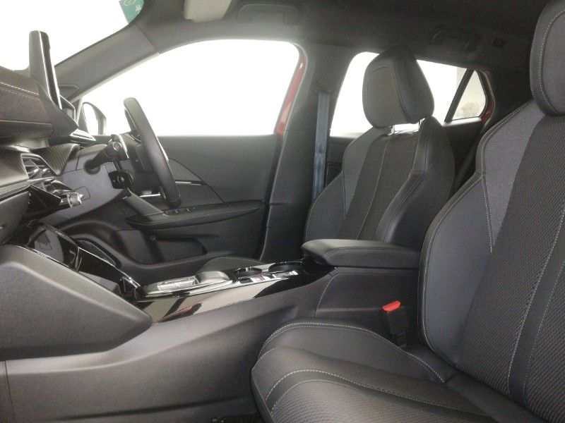 Used Peugeot 2008 2024 for sale - 76842718: Photo 5