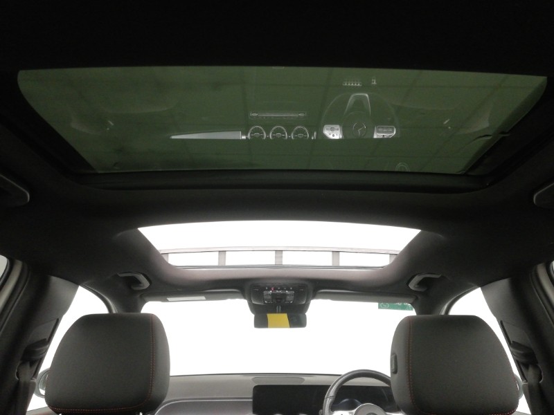 Used Mercedes-Benz GLB 2022 for sale - 77352869: Photo 12