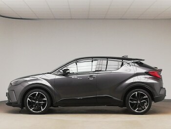 Used Toyota C-HR 2022 for sale - 76575671: Photo