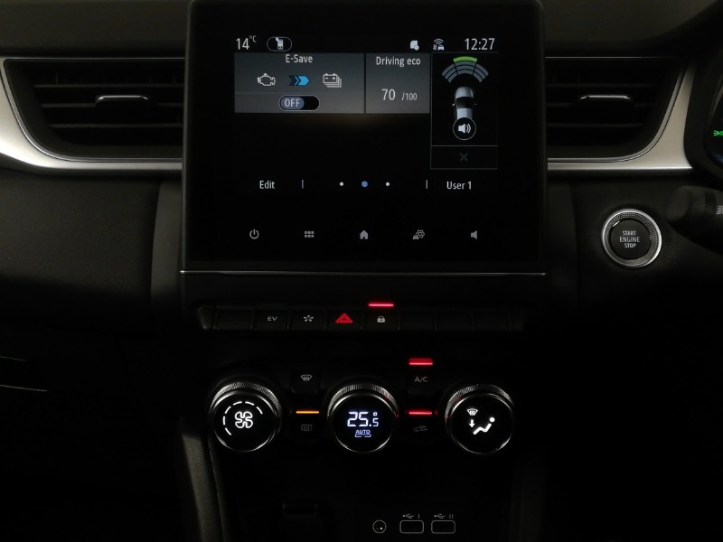 Used Renault Captur 2024 for sale - 77956607: Photo 17