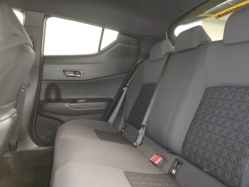 Used Toyota C-HR 2020 for sale - 76614010: Photo 6