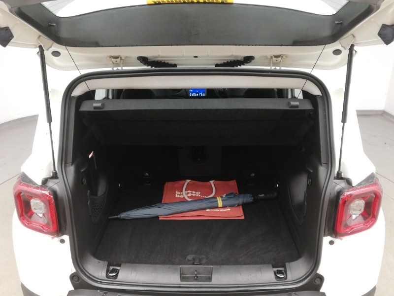 Used Jeep Renegade 2019 for sale - 77076141: Photo 8