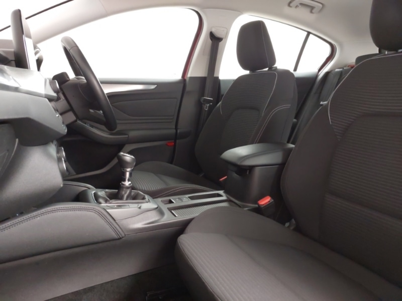 Used Ford Focus 2018 for sale - 78164191: Photo 5