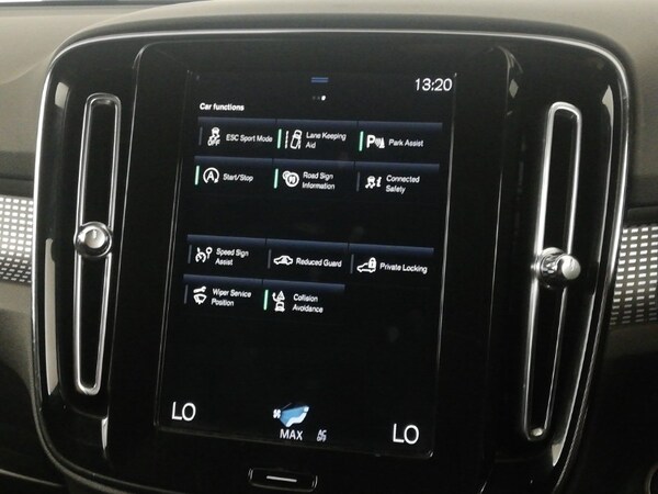 Used Volvo XC40 2021 for sale - 76254459: Photo 13