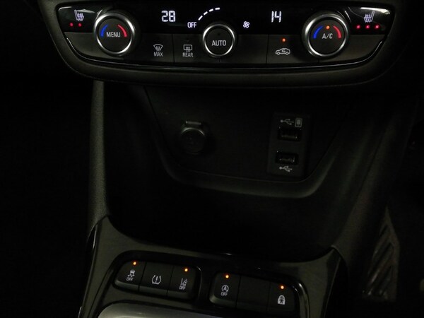 Used Vauxhall Crossland 2022 for sale - 76160606: Photo 17