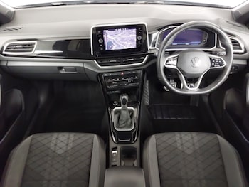 Used Volkswagen T-Roc 2023 for sale - 78415637: Photo