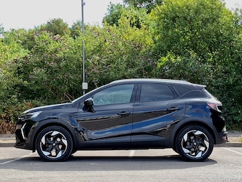 Used Renault Captur 2024 for sale - 79360952: Photo