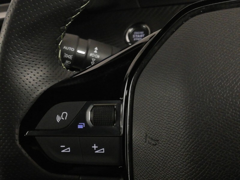 Used Peugeot 2008 2022 for sale - 77522822: Photo 18