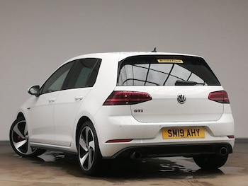 Used Volkswagen Golf 2019 for sale - 77338590: Photo