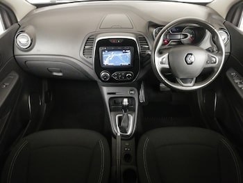 Used Renault Captur 2019 for sale - 76651904: Photo