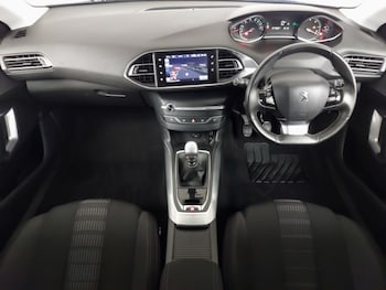 Used Peugeot 308 2015 for sale - 78580287: Photo