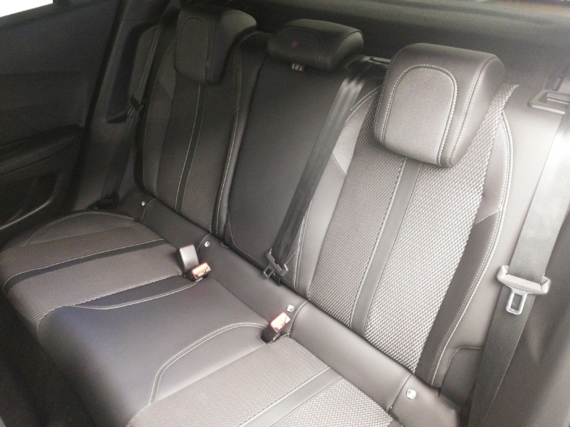 Used Peugeot 2008 2023 for sale - 77265833: Photo 6