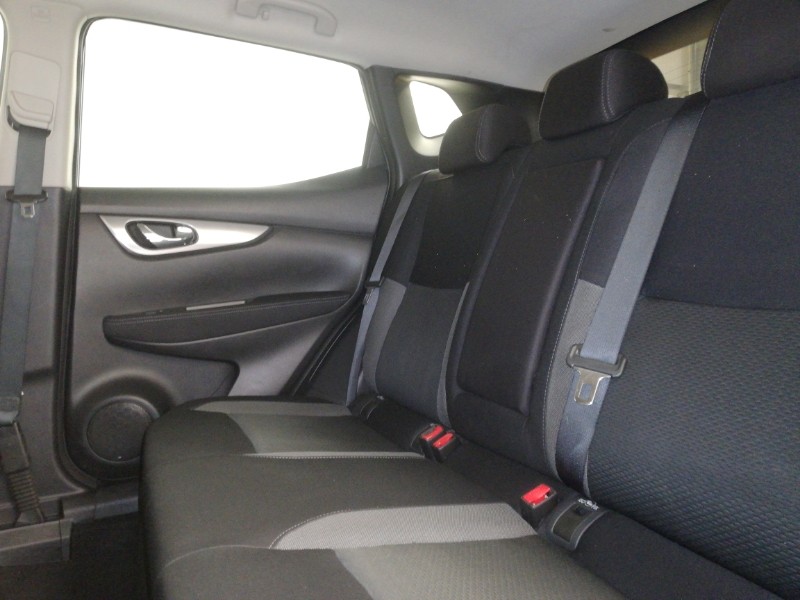 Used Nissan Qashqai 2018 for sale - 76354850: Photo 6