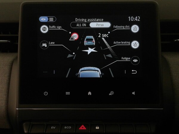 Used Renault Clio 2025 for sale - 76103164: Photo 15