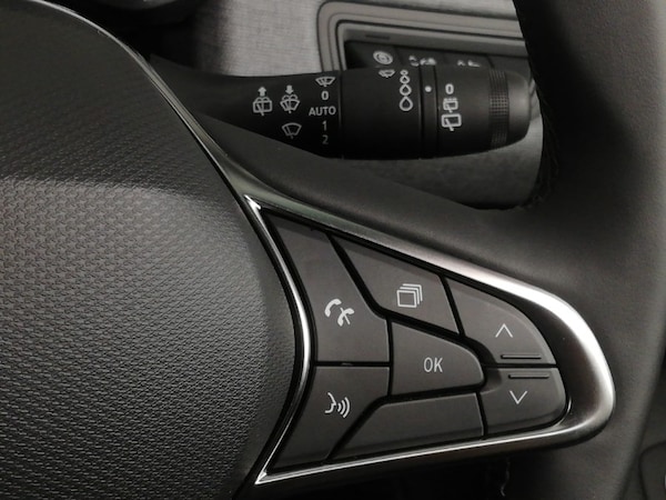Used Renault Clio 2025 for sale - 76103164: Photo 18