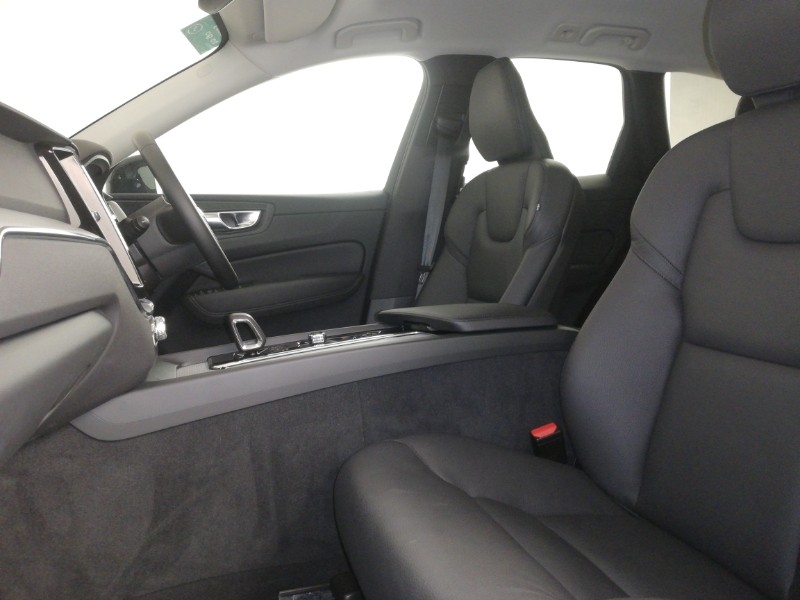 Used Volvo XC60 2024 for sale - 77615053: Photo 5