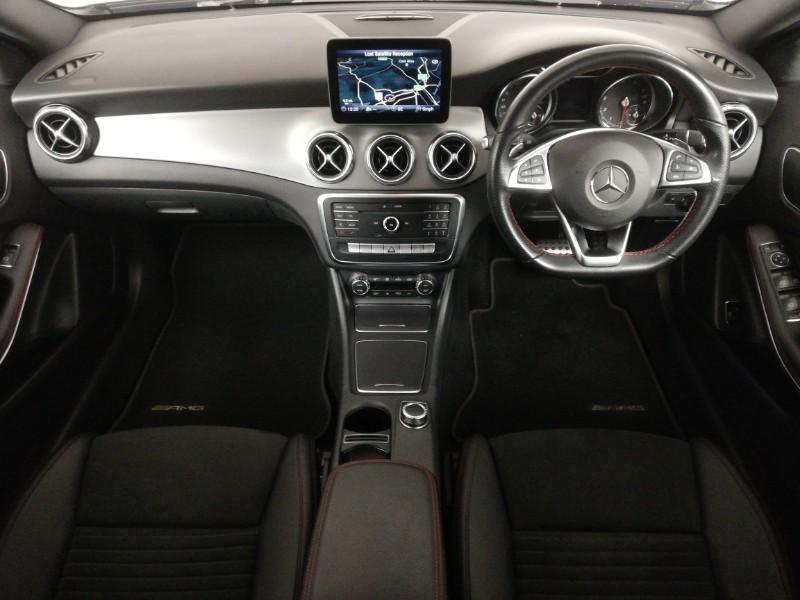 Used Mercedes-Benz GLA 2019 for sale - 76834269: Photo 2