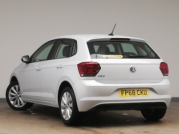 Used Volkswagen Polo 2018 for sale - 76947416: Photo