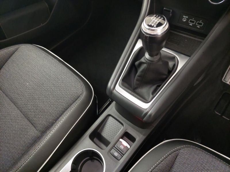 Used Renault Captur 2021 for sale - 77012478: Photo 15