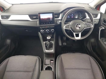 Used Renault Captur 2021 for sale - 77012478: Photo