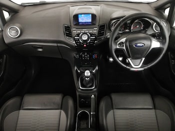 Used Ford Fiesta 2016 for sale - 77338608: Photo